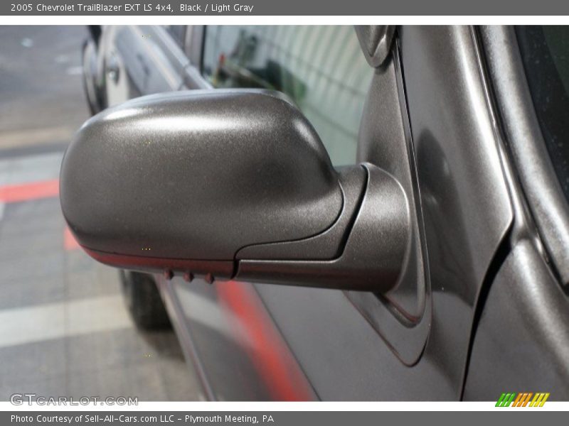 Black / Light Gray 2005 Chevrolet TrailBlazer EXT LS 4x4