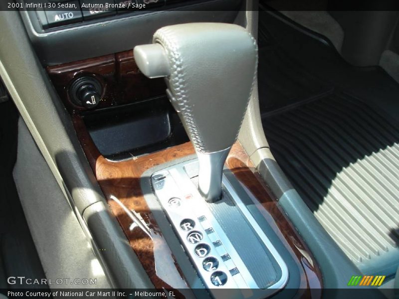 Autumn Bronze / Sage 2001 Infiniti I 30 Sedan
