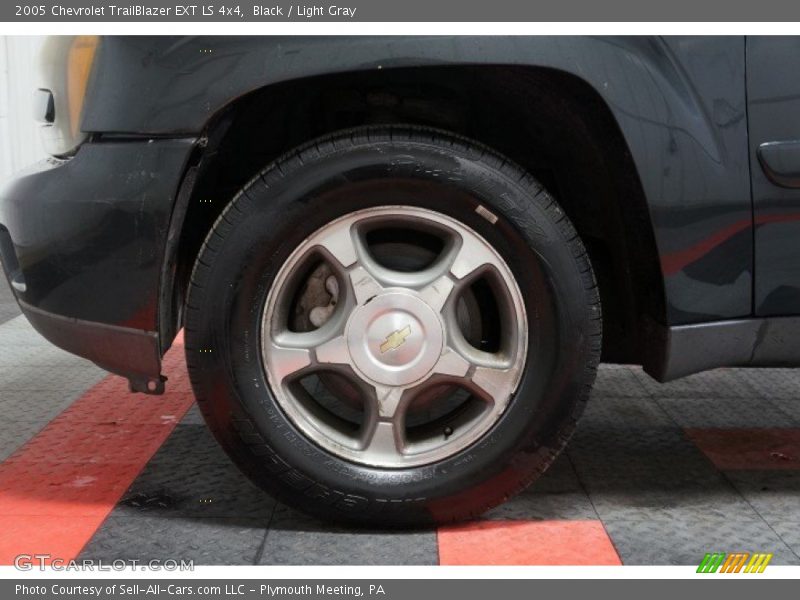 Black / Light Gray 2005 Chevrolet TrailBlazer EXT LS 4x4