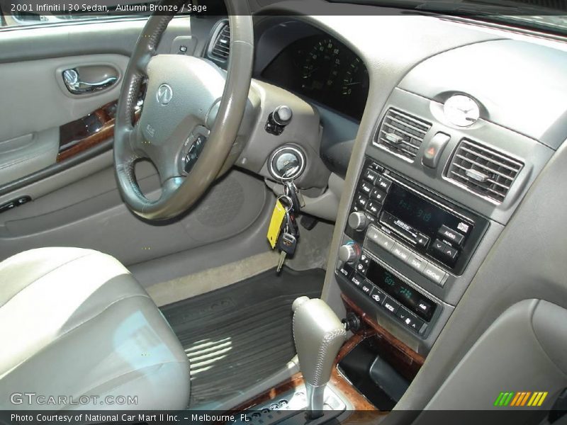 Autumn Bronze / Sage 2001 Infiniti I 30 Sedan