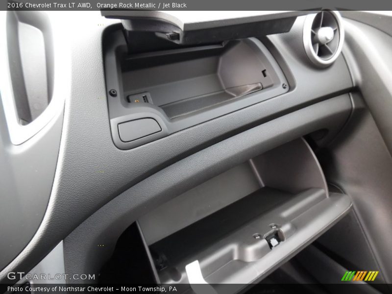 Orange Rock Metallic / Jet Black 2016 Chevrolet Trax LT AWD