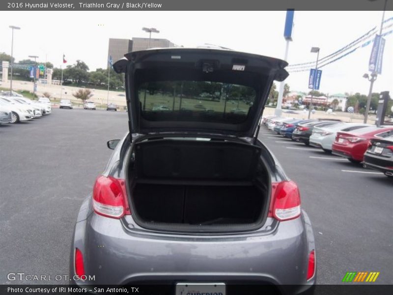 Triathlon Gray / Black/Yellow 2016 Hyundai Veloster