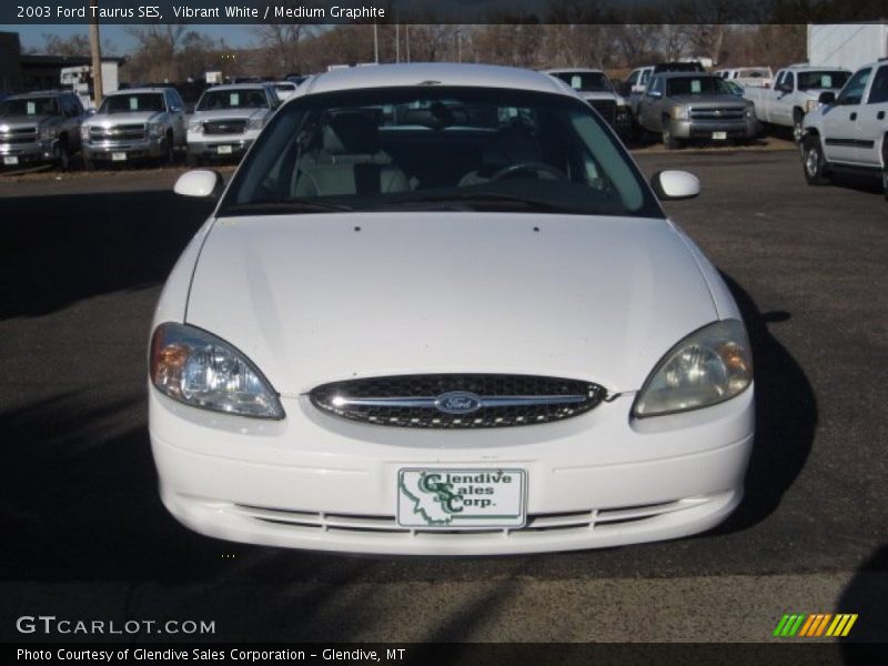 Vibrant White / Medium Graphite 2003 Ford Taurus SES