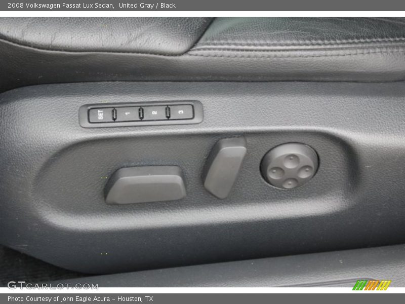 United Gray / Black 2008 Volkswagen Passat Lux Sedan