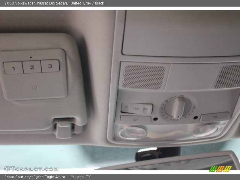 United Gray / Black 2008 Volkswagen Passat Lux Sedan