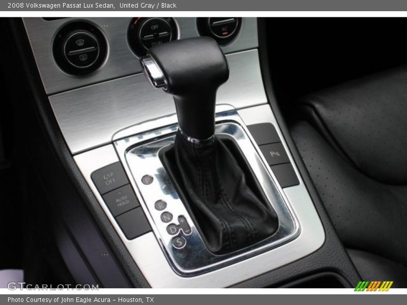 United Gray / Black 2008 Volkswagen Passat Lux Sedan