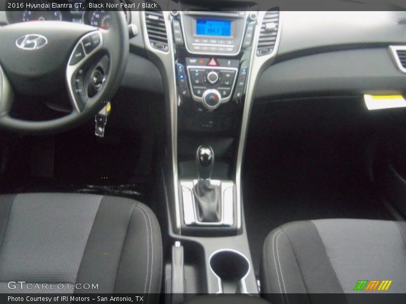 Black Noir Pearl / Black 2016 Hyundai Elantra GT
