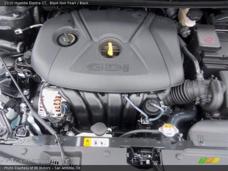 Black Noir Pearl / Black 2016 Hyundai Elantra GT