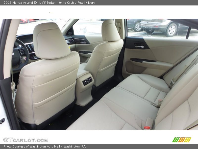 Rear Seat of 2016 Accord EX-L V6 Sedan