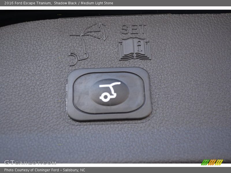 Shadow Black / Medium Light Stone 2016 Ford Escape Titanium