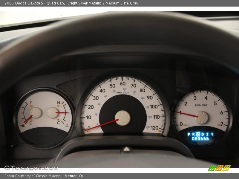 Bright Silver Metallic / Medium Slate Gray 2005 Dodge Dakota ST Quad Cab