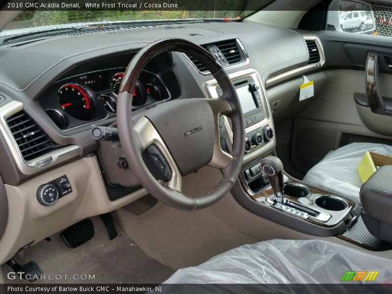 White Frost Tricoat / Cocoa Dune 2016 GMC Acadia Denali