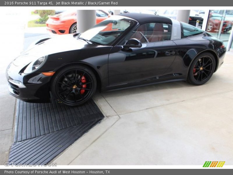 Jet Black Metallic / Black/Garnet Red 2016 Porsche 911 Targa 4S