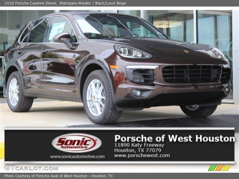 Mahogany Metallic / Black/Luxor Beige 2016 Porsche Cayenne Diesel
