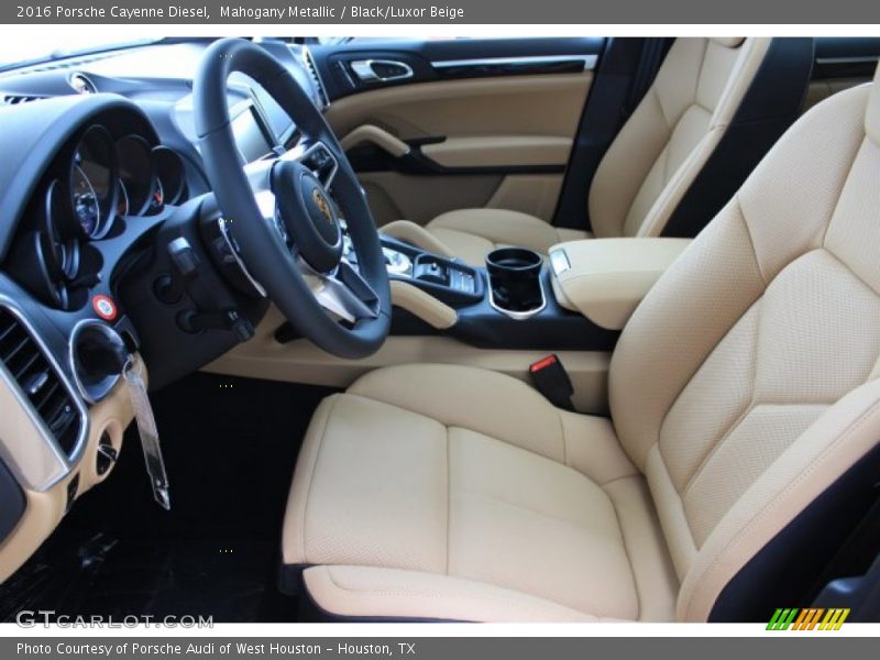 Mahogany Metallic / Black/Luxor Beige 2016 Porsche Cayenne Diesel