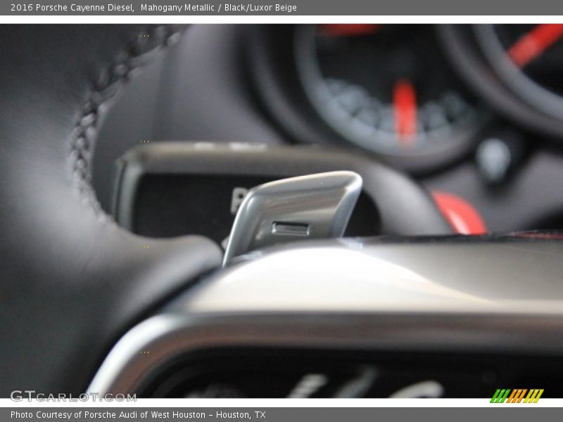Mahogany Metallic / Black/Luxor Beige 2016 Porsche Cayenne Diesel