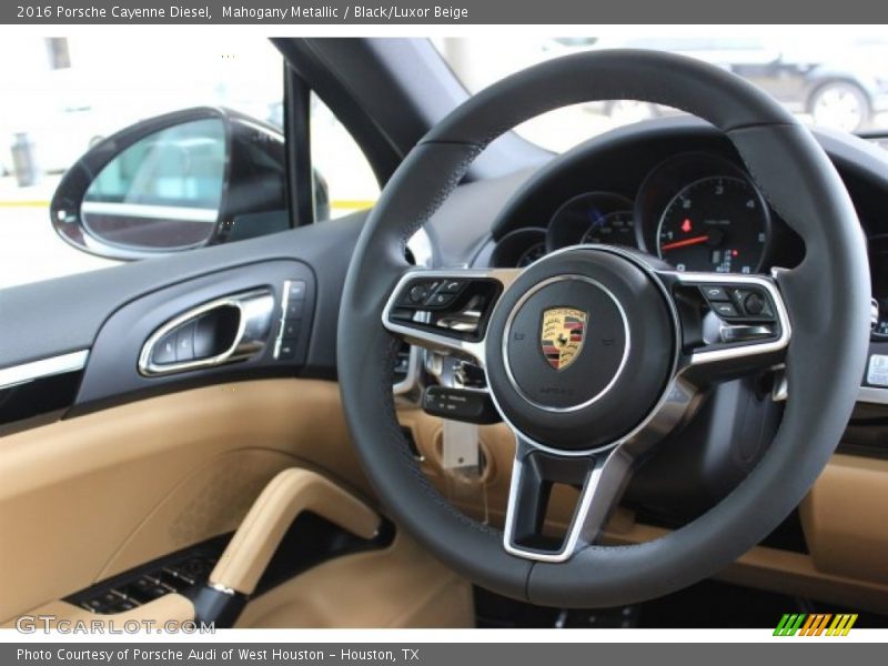 Mahogany Metallic / Black/Luxor Beige 2016 Porsche Cayenne Diesel