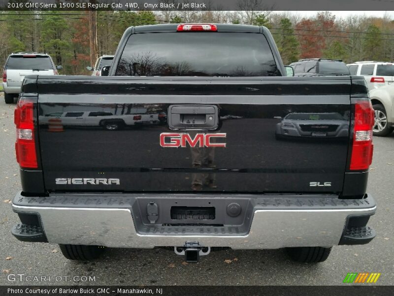 Onyx Black / Jet Black 2016 GMC Sierra 1500 SLE Regular Cab 4WD