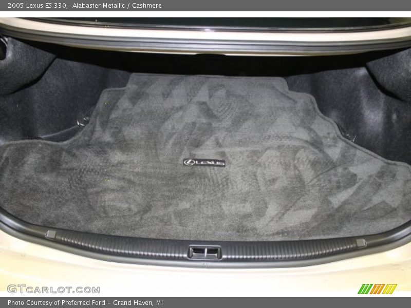 Alabaster Metallic / Cashmere 2005 Lexus ES 330