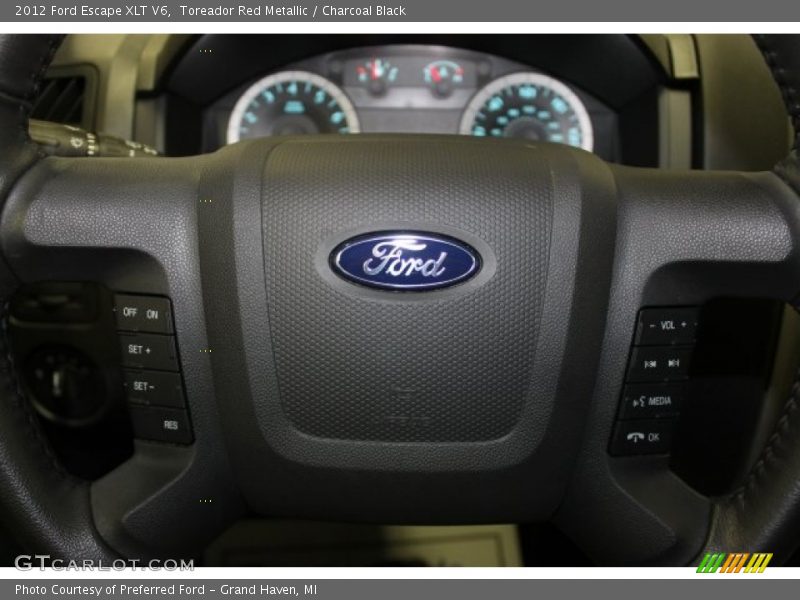 Toreador Red Metallic / Charcoal Black 2012 Ford Escape XLT V6