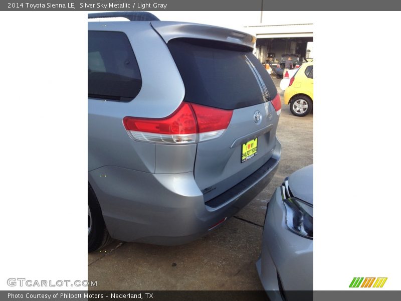 Silver Sky Metallic / Light Gray 2014 Toyota Sienna LE