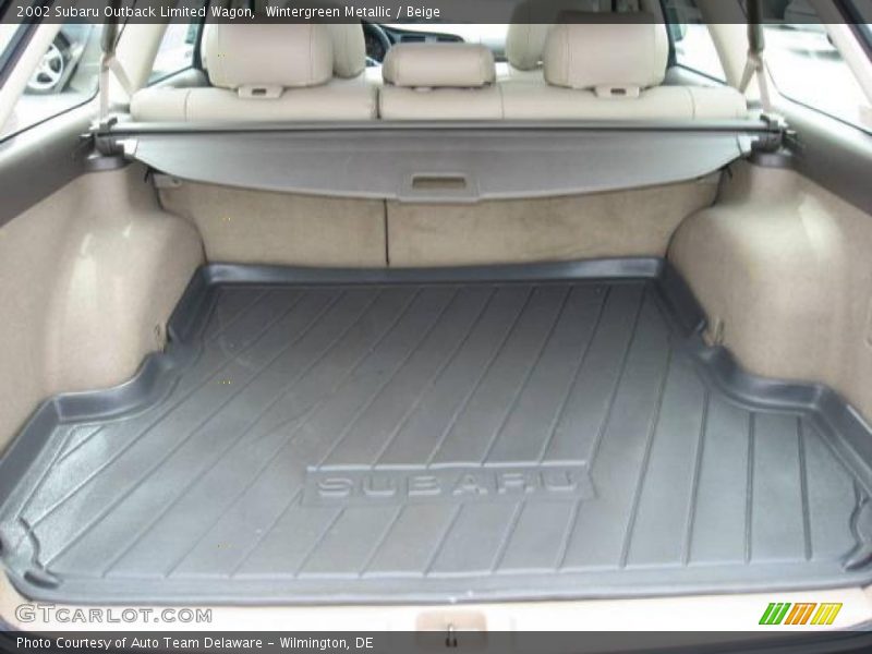 Wintergreen Metallic / Beige 2002 Subaru Outback Limited Wagon