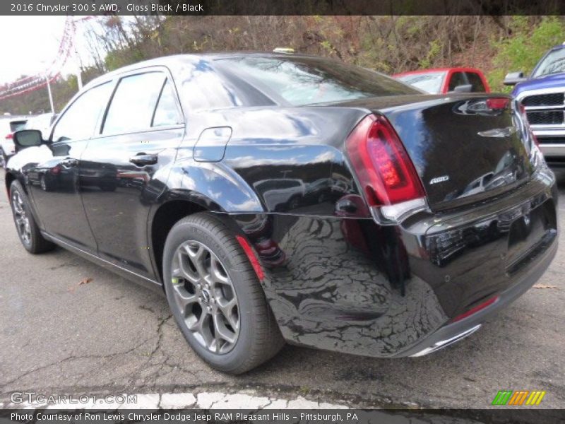 Gloss Black / Black 2016 Chrysler 300 S AWD