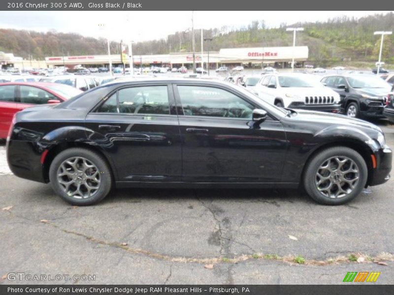 Gloss Black / Black 2016 Chrysler 300 S AWD