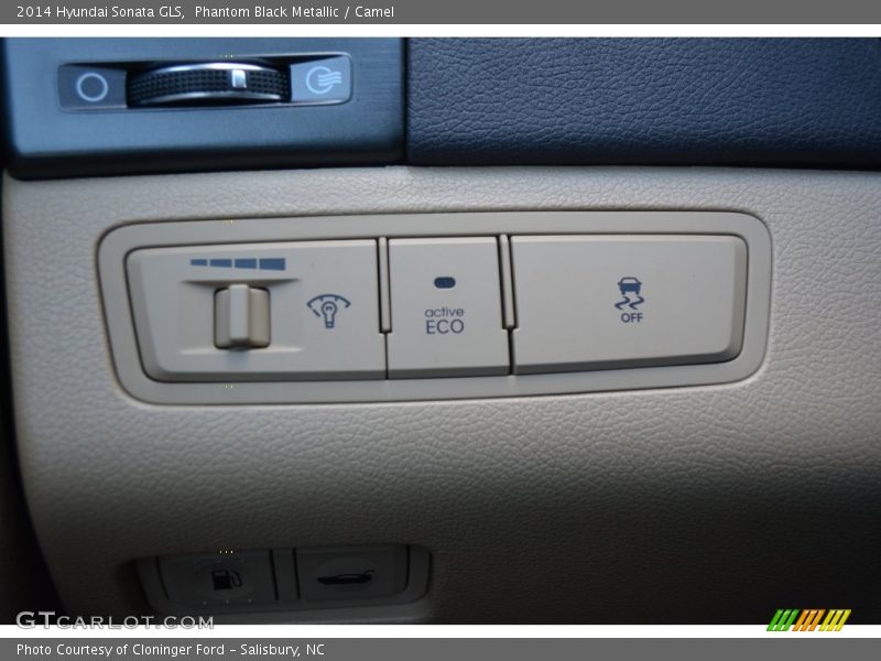Phantom Black Metallic / Camel 2014 Hyundai Sonata GLS