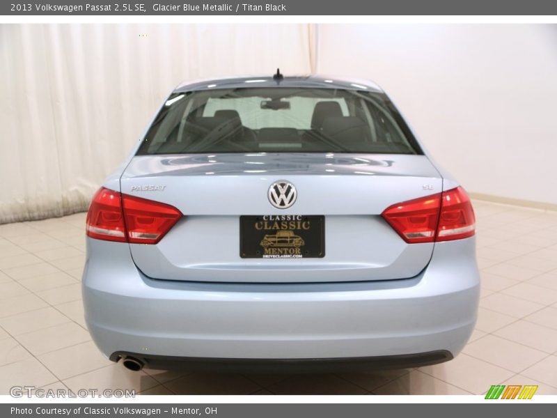 Glacier Blue Metallic / Titan Black 2013 Volkswagen Passat 2.5L SE