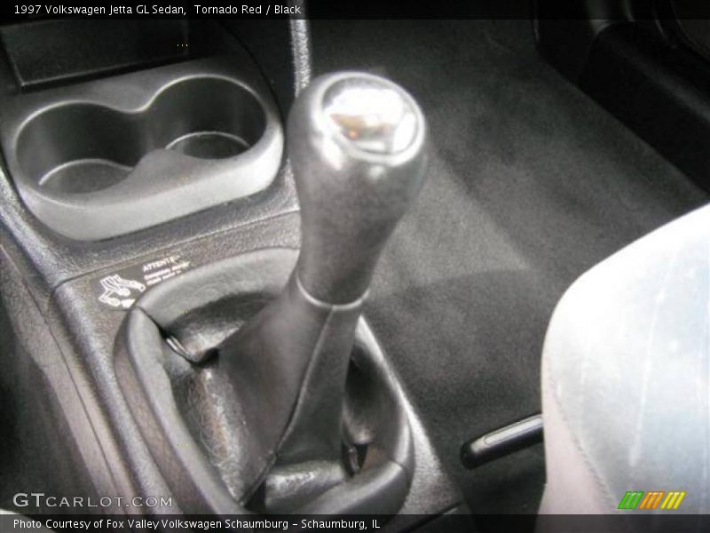 Tornado Red / Black 1997 Volkswagen Jetta GL Sedan