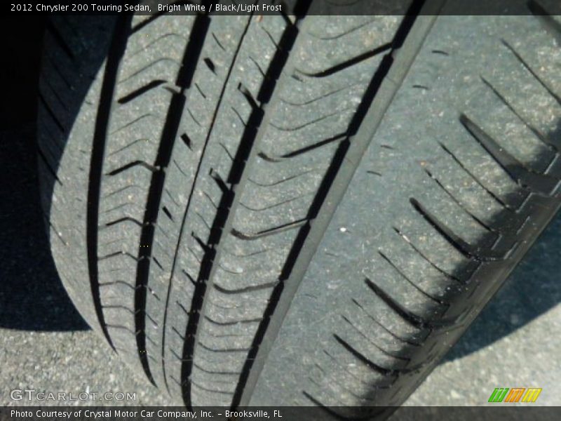 Bright White / Black/Light Frost 2012 Chrysler 200 Touring Sedan