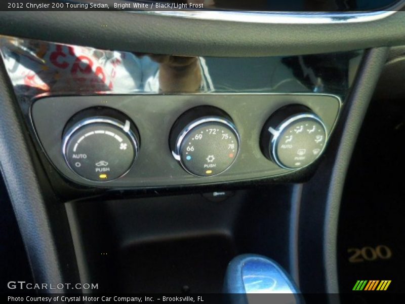 Bright White / Black/Light Frost 2012 Chrysler 200 Touring Sedan