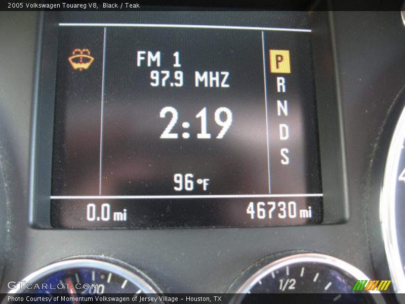 Black / Teak 2005 Volkswagen Touareg V8