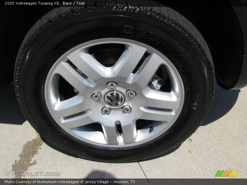 Black / Teak 2005 Volkswagen Touareg V8
