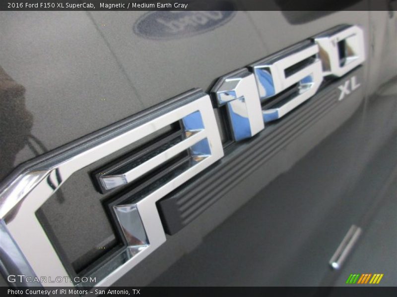 Magnetic / Medium Earth Gray 2016 Ford F150 XL SuperCab