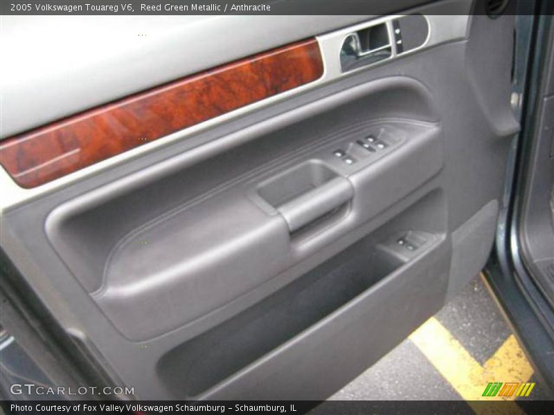 Reed Green Metallic / Anthracite 2005 Volkswagen Touareg V6
