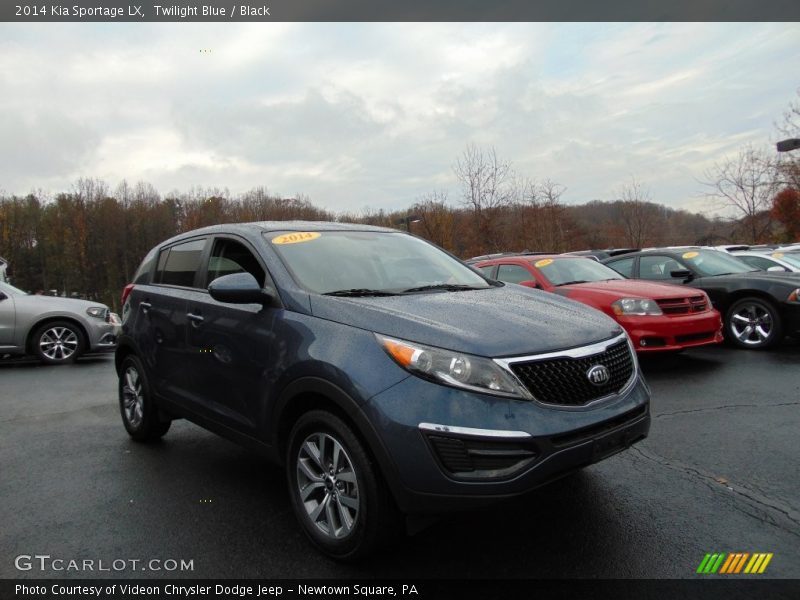 Front 3/4 View of 2014 Sportage LX