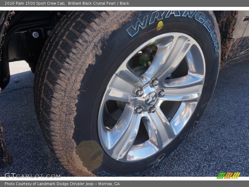Brilliant Black Crystal Pearl / Black 2016 Ram 1500 Sport Crew Cab