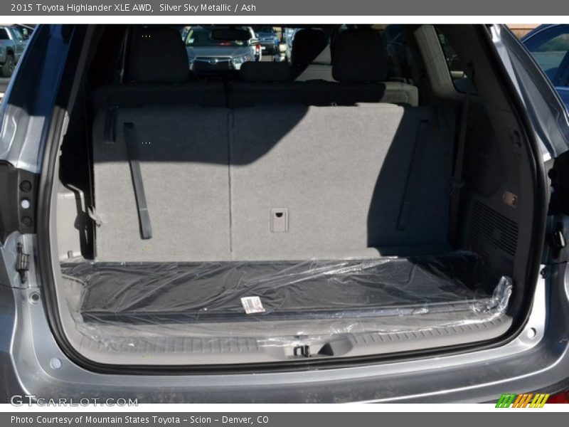 Silver Sky Metallic / Ash 2015 Toyota Highlander XLE AWD