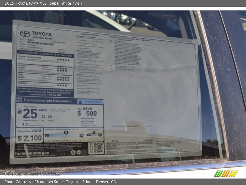 Super White / Ash 2015 Toyota RAV4 XLE