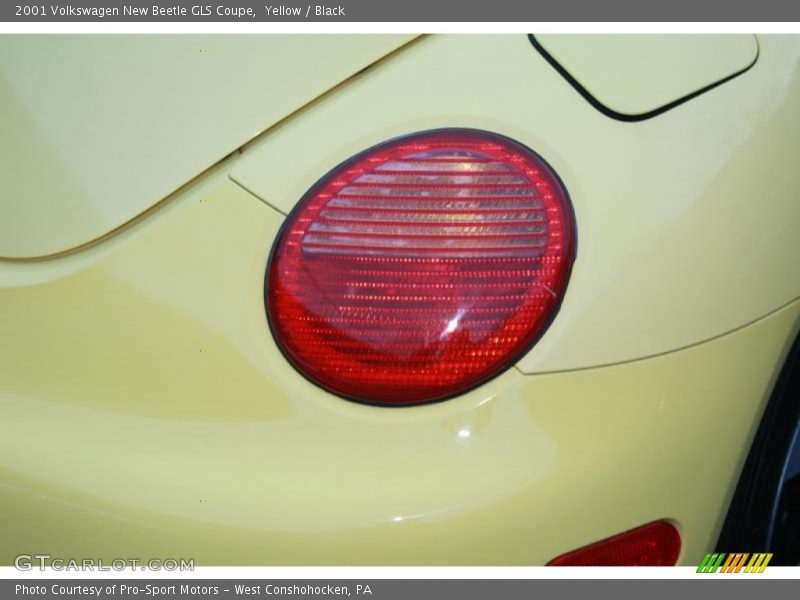 Yellow / Black 2001 Volkswagen New Beetle GLS Coupe