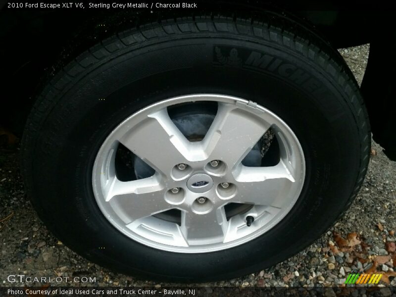 Sterling Grey Metallic / Charcoal Black 2010 Ford Escape XLT V6