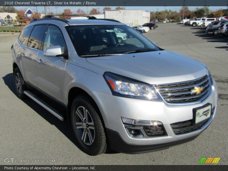 Silver Ice Metallic / Ebony 2016 Chevrolet Traverse LT