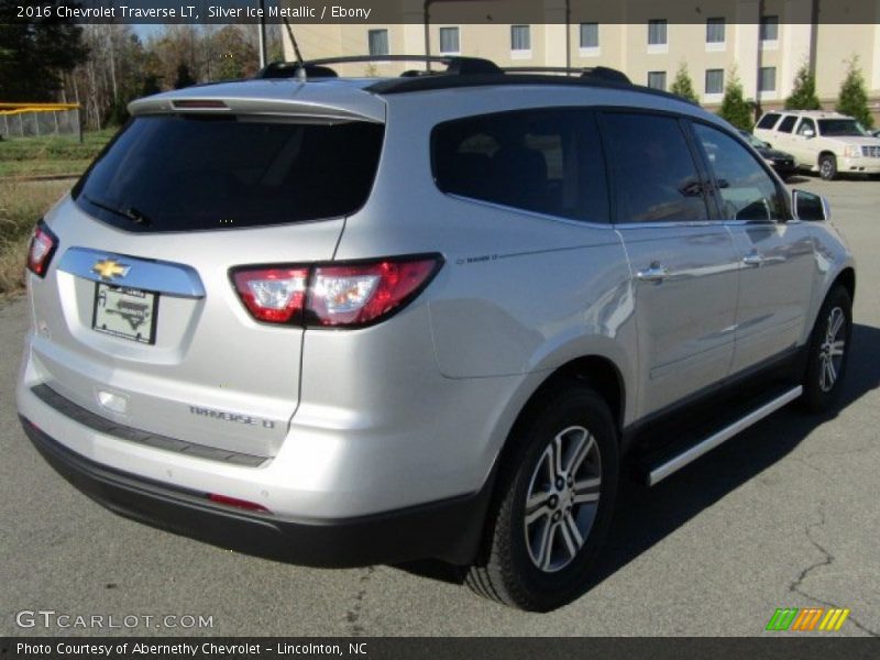 Silver Ice Metallic / Ebony 2016 Chevrolet Traverse LT