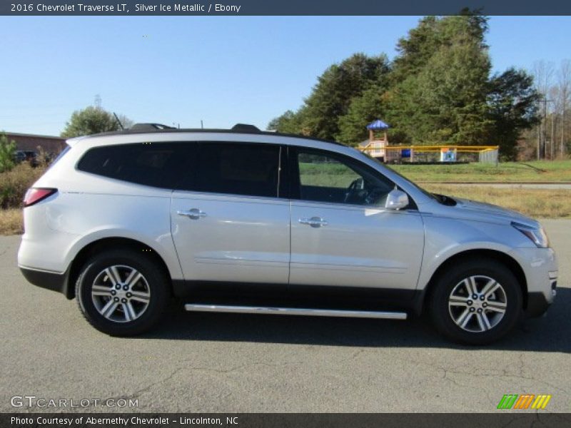 Silver Ice Metallic / Ebony 2016 Chevrolet Traverse LT