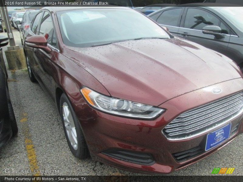 Bronze Fire Metallic / Charcoal Black 2016 Ford Fusion SE