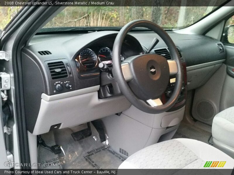 Silverstone Metallic / Medium Gray 2008 Chevrolet Uplander LS