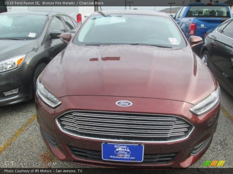 Bronze Fire Metallic / Charcoal Black 2016 Ford Fusion SE