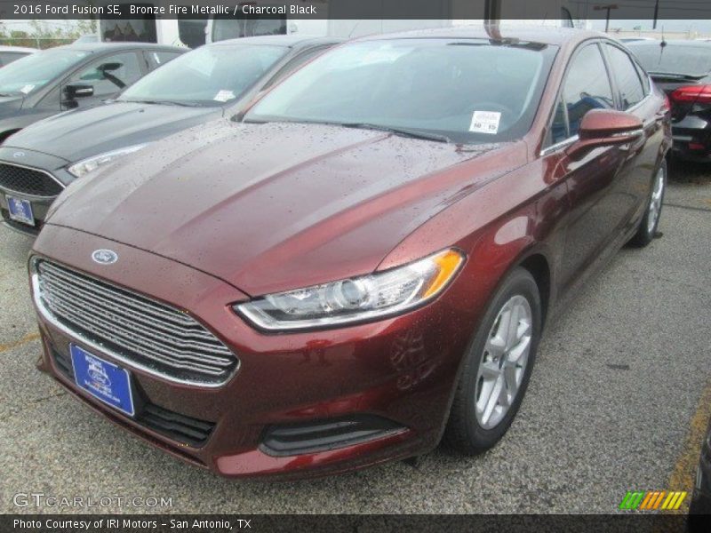 Bronze Fire Metallic / Charcoal Black 2016 Ford Fusion SE